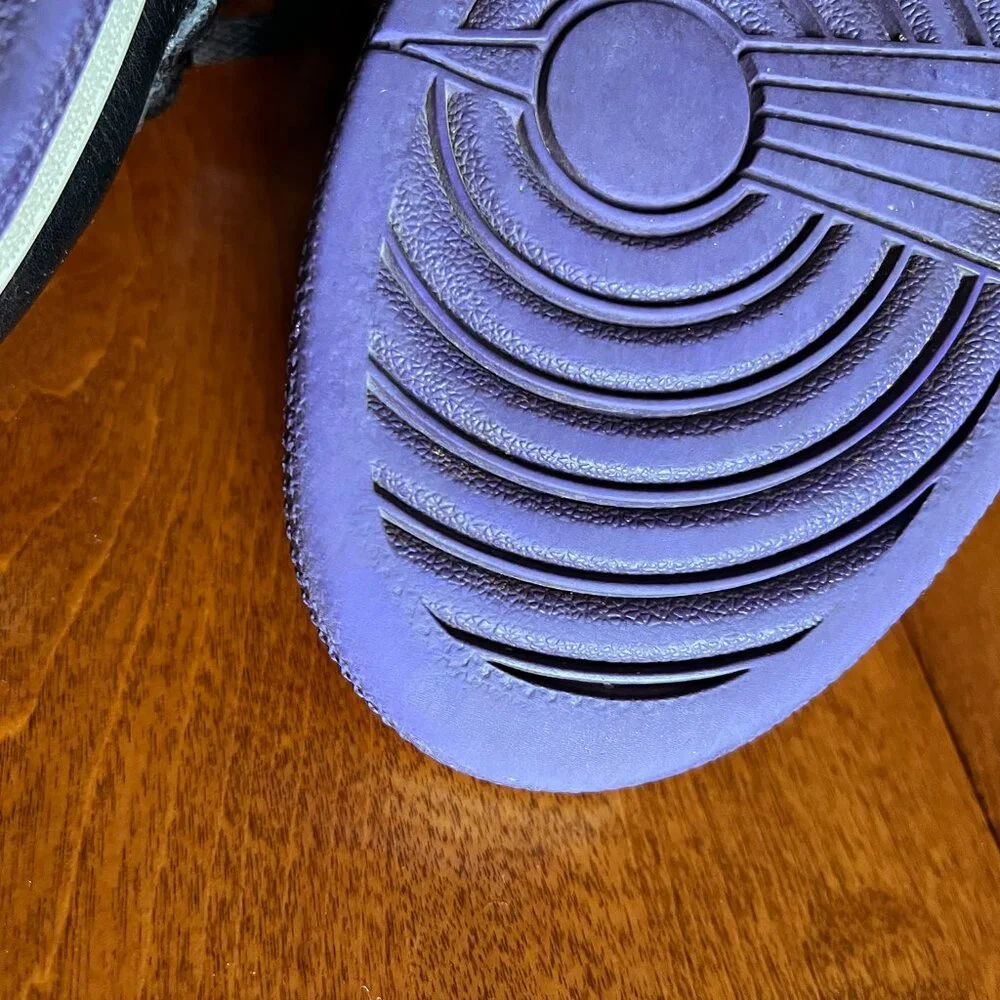 Nike Jordan 1 Mid purple and black 3Y